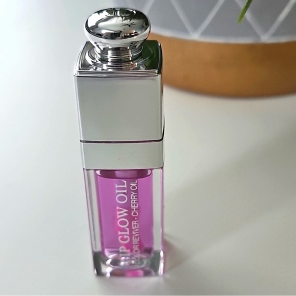 Dior Lip Oil 063 Pink Lilac - Picture 2 of 7